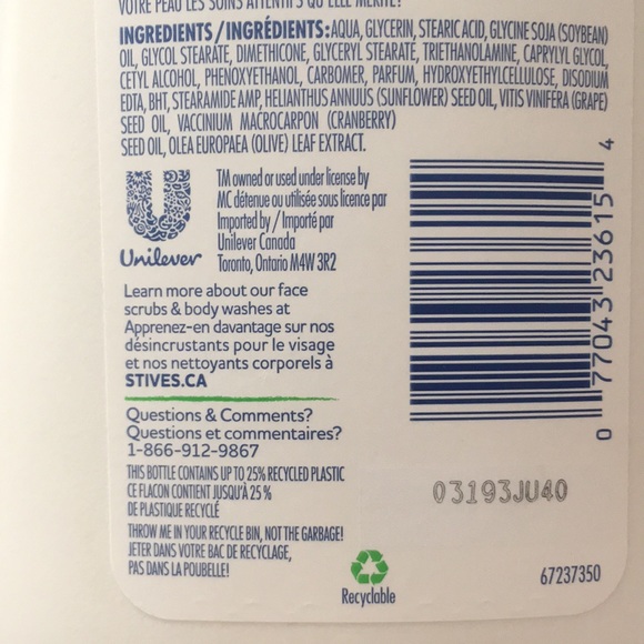 St. Ives 24 HOUR REPAIRING CRANBERRY & GRAPESEED OIL BODY LOTION (2Pack) - Picture 8 of 9